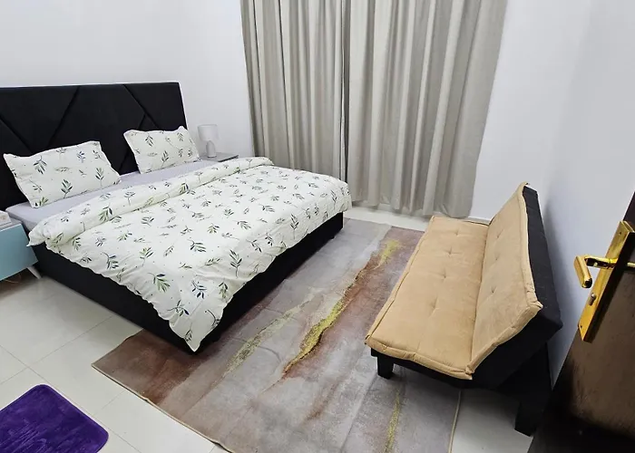 Fabulous Villa Rooms Near Airport